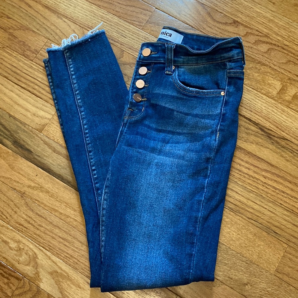 Women’s jeans